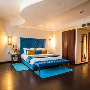 4* Hotel Le Zenith &